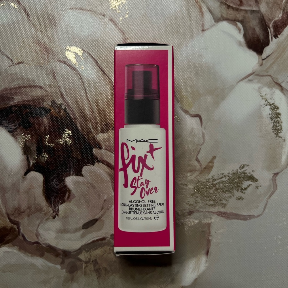 MAC Cosmetics Fix+ Stay Over Setting Spray - Picture 2 of 4